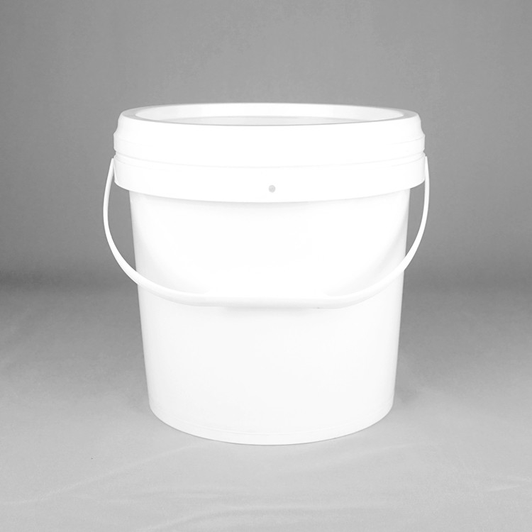 سطح صاف 1.5mm سطل پلاستیکی با پوشش مهر و بند و دستگیره فلزی برای رنگ آب مواد غذایی پوشش شیمیایی